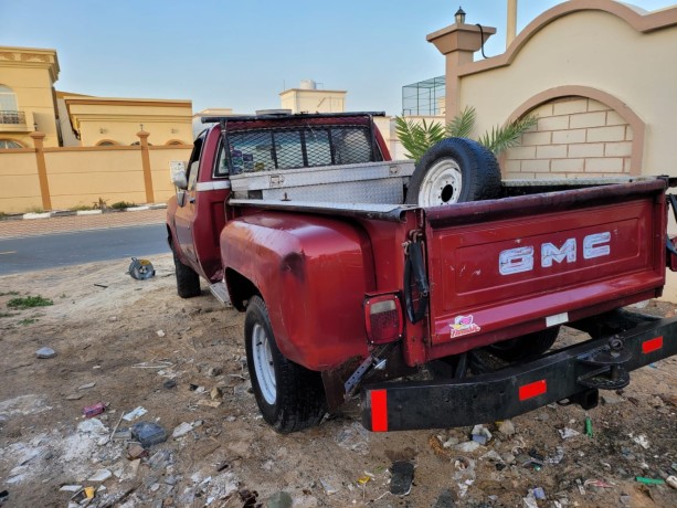 gmc-sierra-behbehani-model-1982-big-1