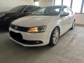 volkswagen-jetta-gulf-model-2012-small-2