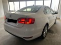 volkswagen-jetta-gulf-model-2012-small-1