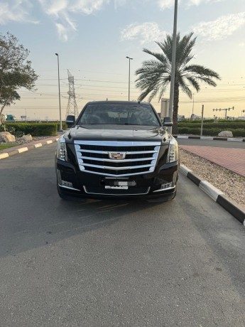 cadillac-escalade-premium-2017-model-okay-big-1