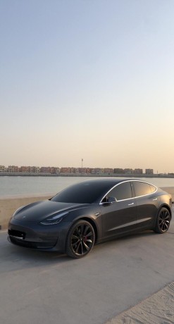 tesla-model-3-performance-2020-big-0