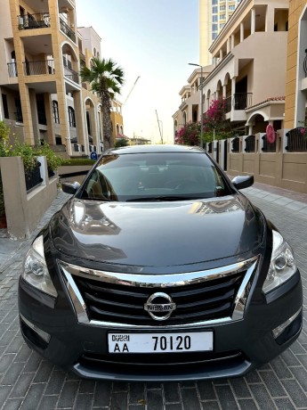 car-type-nissan-altima-model-2015-big-2