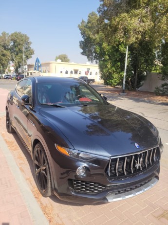 maserati-levante-sq4-usa-2017-big-2