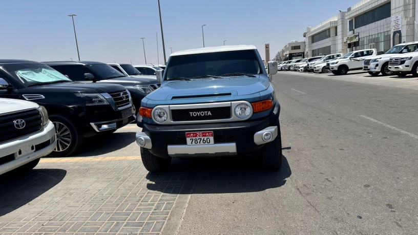 for-sale-fj-cruiser-gxr-2015-big-0