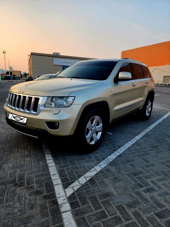 for-sale-jeep-grand-cherokee-model-2011-big-1