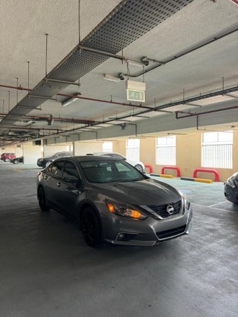 urgent-sale-for-nissan-altima-sv-2017-big-0