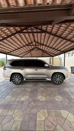 for-sale-lexus-570-2018-model-big-1