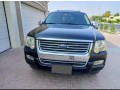 ford-explorer-2008-japan-small-2