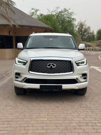 infiniti-qx80-2018-gcc-big-2