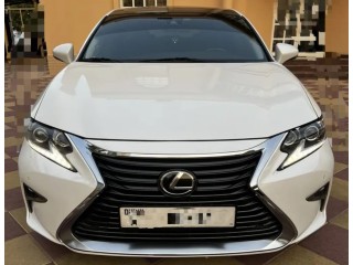 Lexus ES 2017