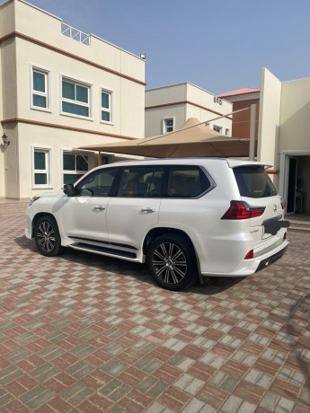 lexus-lx-gulf-model-2019-big-0