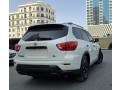 nissan-pathfinder-2019-small-1