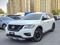 nissan-pathfinder-2019-small-0