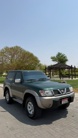 nissan-patrol-y61-1998-big-0