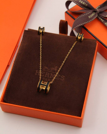 hermes-set-is-very-luxurious-high-quality-big-4