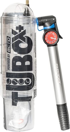 tuboplus-tubox4-crystal-pump-with-beto-gauge-tennis-and-paddle-ball-pressurizer-big-1