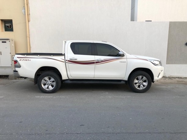 hilux-model-2019-big-0