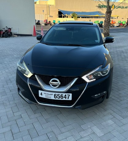 nissan-maxima-2019-platinum-big-0