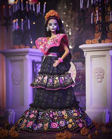 barbie-2021-dia-de-muertos-doll-big-4