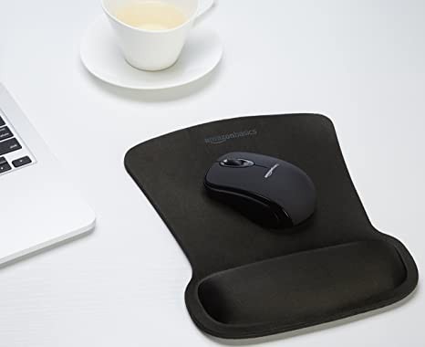 amazon-basics-gel-computer-mouse-pad-with-wrist-support-rest-black-big-3