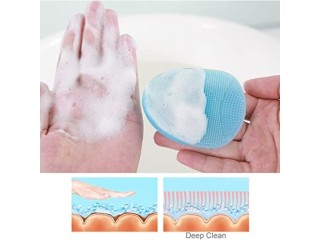 Super Soft Silicone Face Cleanser and Massager Brush Manual Facial Cleansing Brush Handheld Mat Scrubber For Sensitive