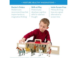 Melissa & Doug Show Horse Stable with 8 Play Horses | Role Play | Wooden Toy for Playing for Children | 3+ | Gift for Boys or Girls