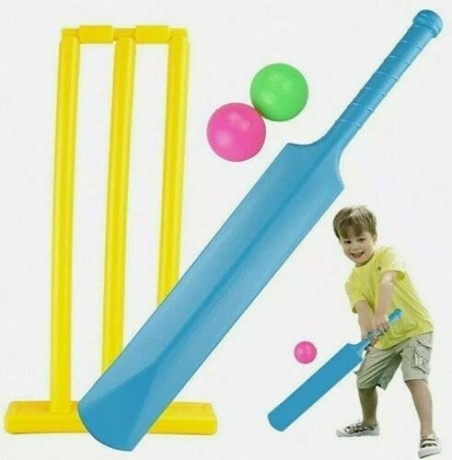 quickdraw-childrens-plastic-cricket-set-ball-bat-big-1