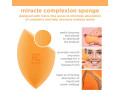 real-techniques-miracle-complexion-sponge-makeup-sponge-small-3