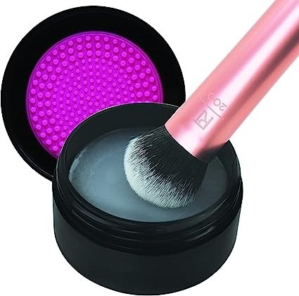 real-techniques-brush-cleansing-balm-with-deep-cleansing-pad-for-makeup-brush-care-big-0