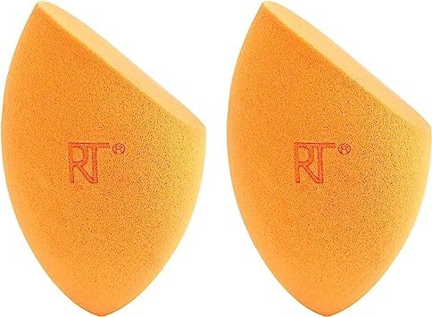 real-techniques-miracle-complexion-makeup-sponge-for-full-cover-foundation-pack-of-two-packaging-may-vary-big-1