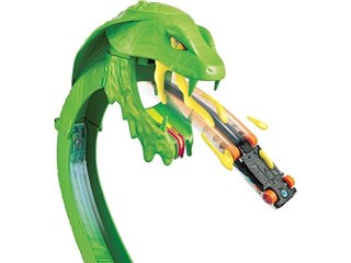 Hot Wheels Toxic Snake Strike Challenge Play Set with Slime, One 1:64 Scale Hot Wheels Vehicle, Connects to Other Sets, 5Y+, GTT93