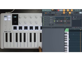 Arturia - MiniLab 3 - Universal MIDI Controller for Music Production