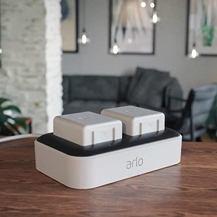 arlo-certified-accessories-dual-charging-station-charge-up-to-two-batteries-big-2